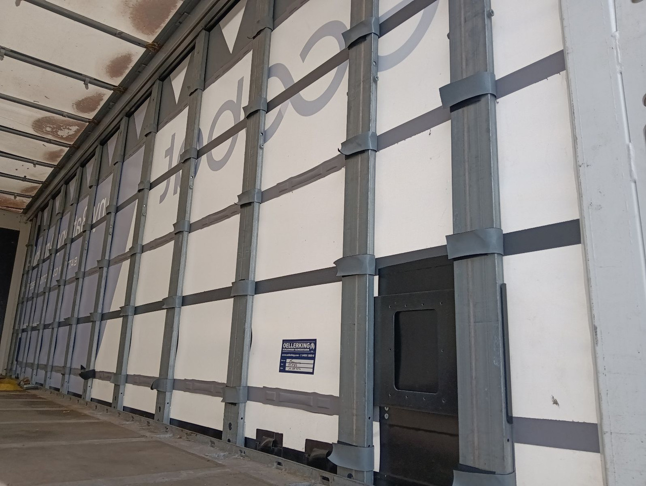 Új Ponyvás felépítmény Wecon 4x Duke WPR715 SG RAPIDO Bodenstaufach verzinkt: 13 kép. Új Ponyvás felépítmény Wecon 4x Duke WPR715 SG RAPIDO Bodenstaufach verzinkt: 13 kép.