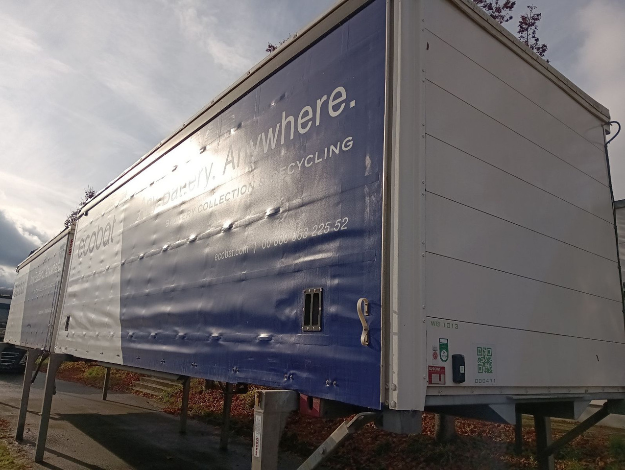 Új Ponyvás felépítmény Wecon 4x Duke WPR715 SG RAPIDO Bodenstaufach verzinkt: 22 kép. Új Ponyvás felépítmény Wecon 4x Duke WPR715 SG RAPIDO Bodenstaufach verzinkt: 22 kép.