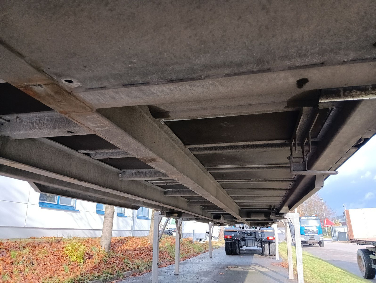 Új Ponyvás felépítmény Wecon 4x Duke WPR715 SG RAPIDO Bodenstaufach verzinkt: 19 kép. Új Ponyvás felépítmény Wecon 4x Duke WPR715 SG RAPIDO Bodenstaufach verzinkt: 19 kép.