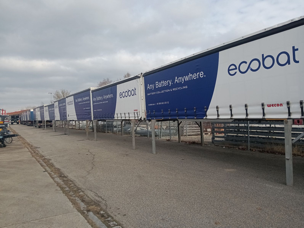 Új Ponyvás felépítmény Wecon 4x Duke WPR715 SG RAPIDO Bodenstaufach verzinkt: 6 kép. Új Ponyvás felépítmény Wecon 4x Duke WPR715 SG RAPIDO Bodenstaufach verzinkt: 6 kép.