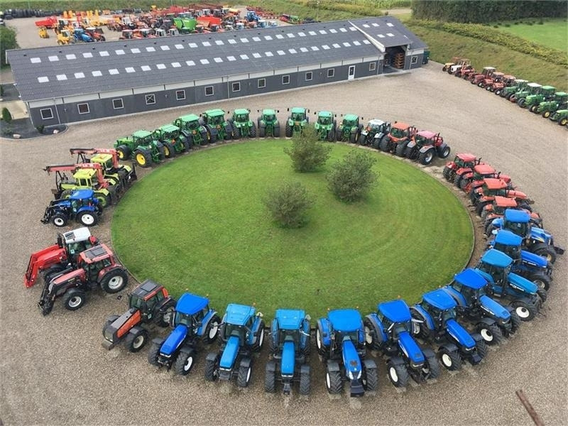 Traktor Fendt 514 Vario med frontlæsser og frontlift: 20 kép.