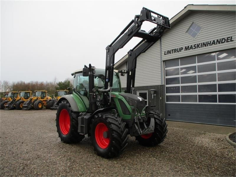 Traktor Fendt 514 Vario med frontlæsser og frontlift: 19 kép.