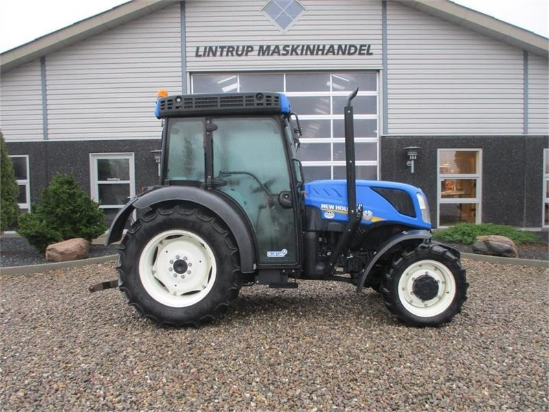 New Holland T4.80 F SuperSteear med aircondition og koblingsfr  lízing New Holland T4.80 F SuperSteear med aircondition og koblingsfr: 18 kép.