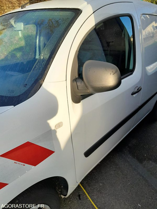 Kis furgon Renault KANGOO VU: 15 kép.