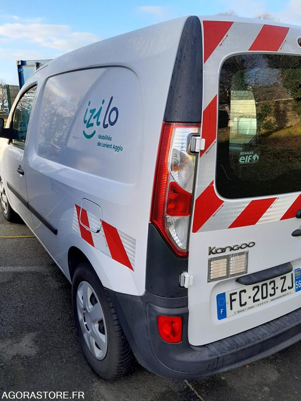 Kis furgon Renault KANGOO VU: 9 kép.