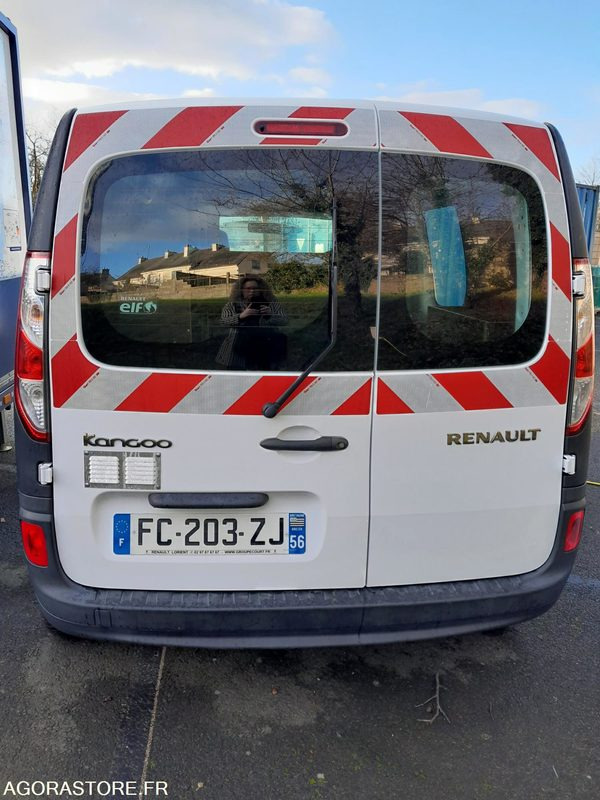 Kis furgon Renault KANGOO VU: 8 kép.