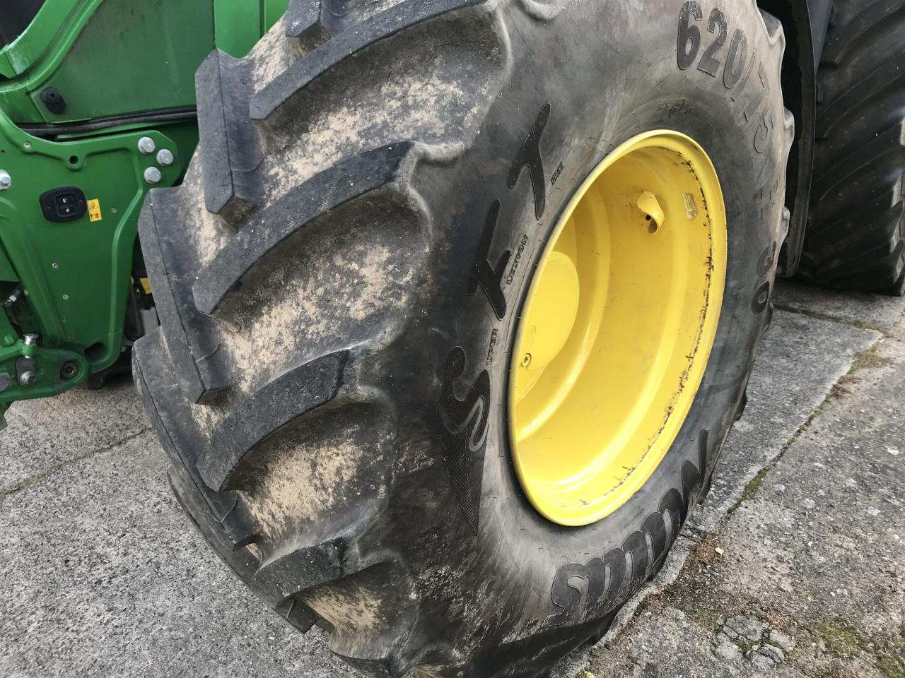 Traktor John Deere 6R 250: 9 kép.