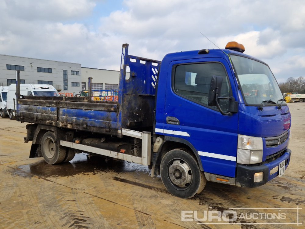 Billenőplatós teherautó Mitsubishi Fuso Canter 7C15: 7 kép.