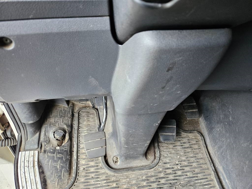 Cserefelépítményes teherautó Scania G420 6x2*4: 17 kép. Cserefelépítményes teherautó Scania G420 6x2*4: 17 kép.